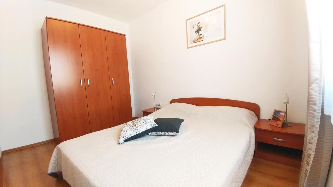 Apartment Matika, Terrace Apartment 10 Minutes Walk From Center Rovigno Esterno foto