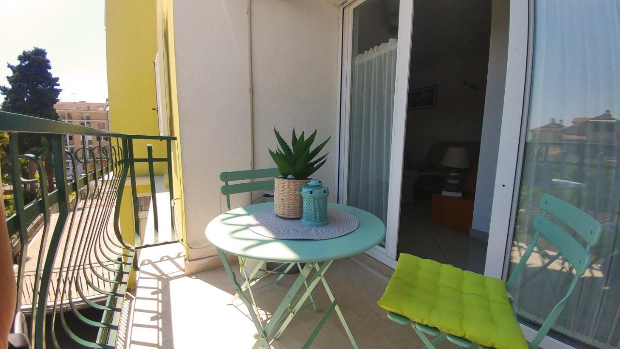 Apartment Matika, Terrace Apartment 10 Minutes Walk From Center Rovigno Esterno foto